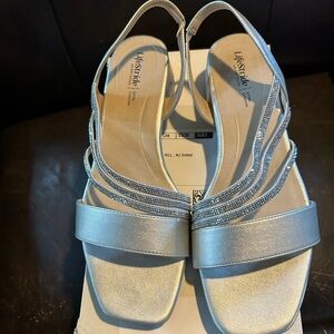 Life Stride Silver Sandals with Modern Slingback Design
